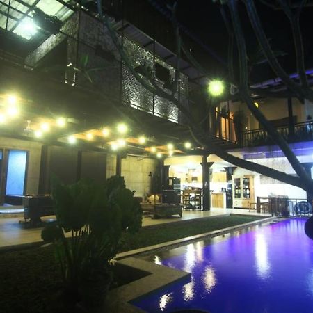 Villa Amalura I Yogyakarta Esterno foto